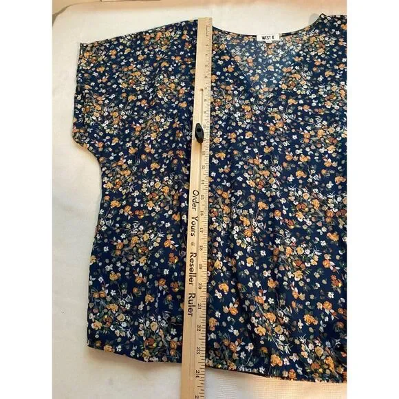 West K Top Women's XL Blue Floral Print Short Sleeve Faux Wrap Boho Peasant Boxy - Picture 4 of 16